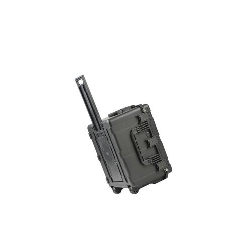 SKB 3I-2317-14B-C Case with Wheels (With Cubed Foam)