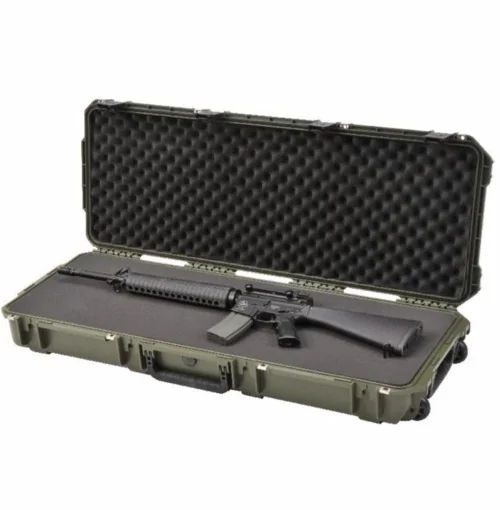SKB 3i-4214-5 Case with Layered Foam (with Wheels)