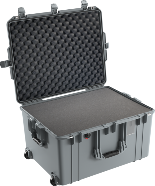 Peli 1637 Air Case with Wheels