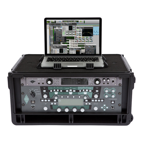 SKB 1SKB-ISF4U 4U Studio Flyer Rack Case with Wheels