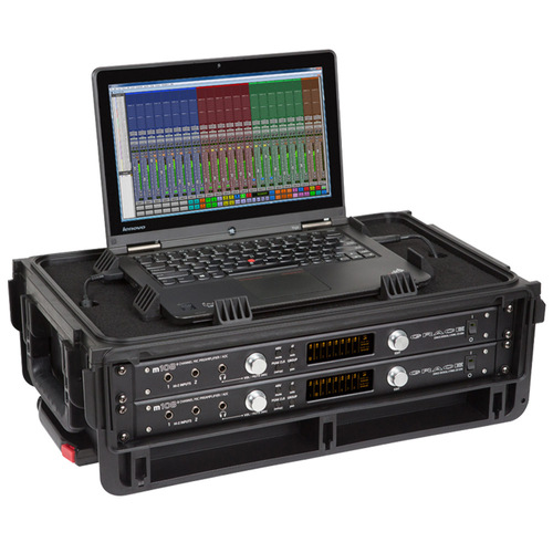 SKB 1SKB-ISF2U Injection Moulded 2U Studio Flyer Rack Case with Wheels