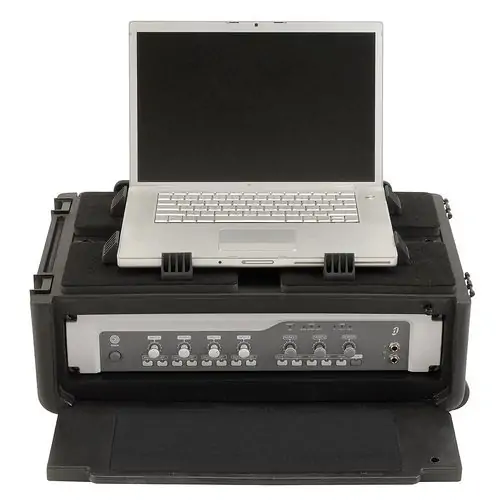 SKB 1SKB-ISF2U Injection Moulded 2U Studio Flyer Rack Case with Wheels