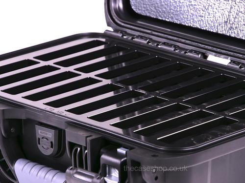 TeraTurtle LTO 07-519005 Holds up to 20 Tapes