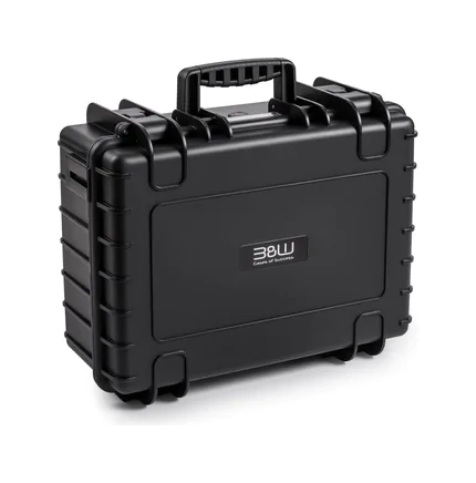 B&W Outdoor Case Type 5000 (PP.221): Black - Three-Quarter Front Closed
