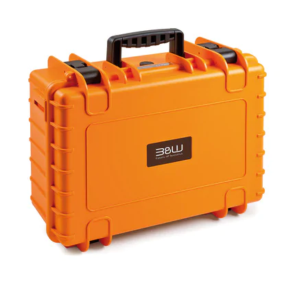 B&W Outdoor Case Type 5000 (PP.221): Orange - Three-Quarter Front Closed