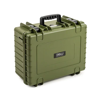 B&W Outdoor Case Type 6000 (PP.326): Bronze Green - Three-Quarter Front Closed