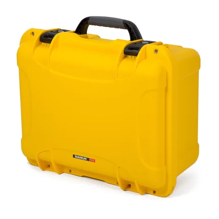 Nanuk 933 Waterproof Hard Case - Black - Outside view showing top handle.