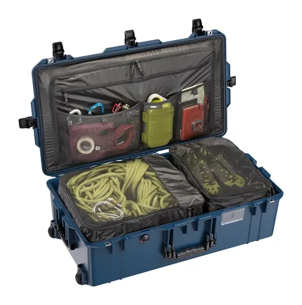 Peli 1615 TRVL Air Travel Case with Wheels