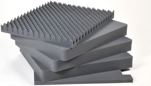 Peli 1690 Transport Case with Wheels