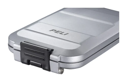 Peli G5 Personal Utility RF Field Wallet - Silver - Outside View - The closing clip on the end.