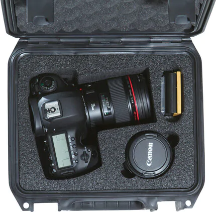 SKB 3I-0907-6SLR Waterproof DSLR Camera Case