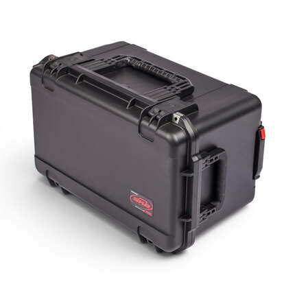 SKB 3I-2213-12B-E Case with Wheels (Empty)