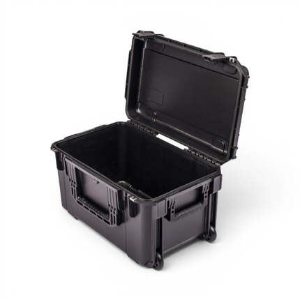 SKB 3I-2213-12B-E Case with Wheels (Empty)