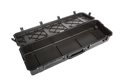 SKB 3i-5616-9B-L Case with Wheels (with Layered Foam)