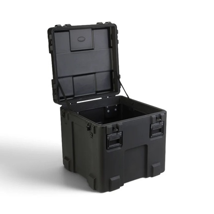 SKB 3R2727-27B-L Case With Layered Foam
