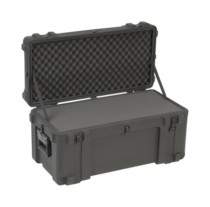 SKB rSeries 3214-15 Case with Wheels